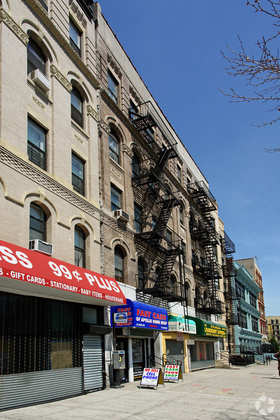 Building Photo - 65 Lenox Ave
