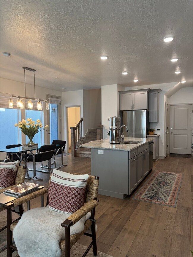 Foto del edificio - 9764 Stafford Ln