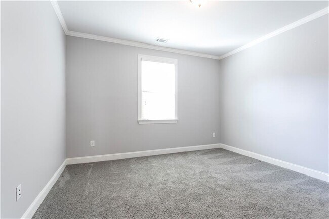 Foto del edificio - 330 La Perla Dr