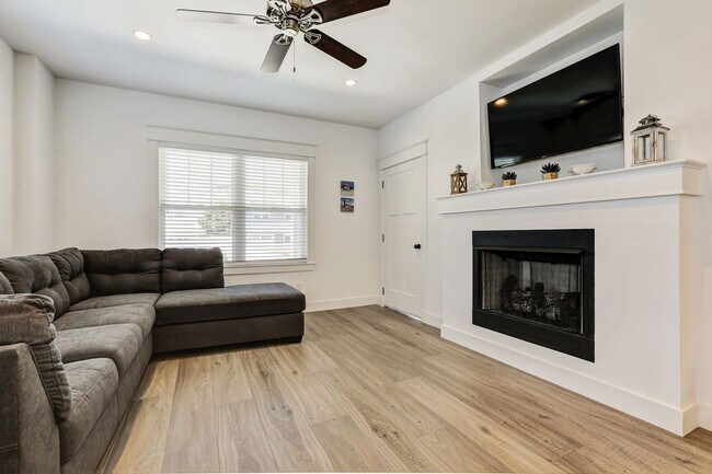 Habitación familiar - 215 14th Ave