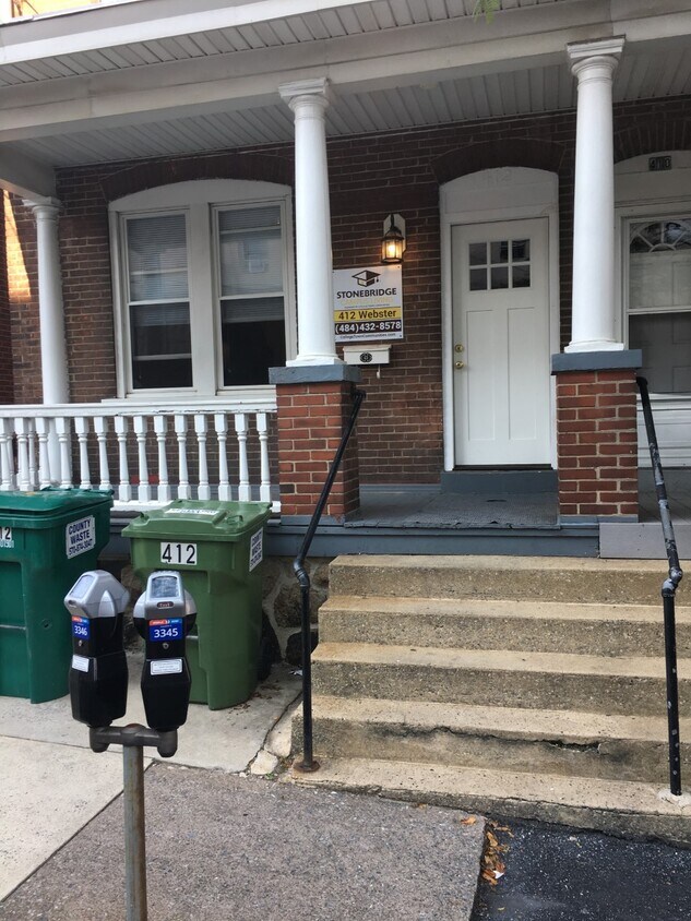 Primary Photo - 412 Webster St