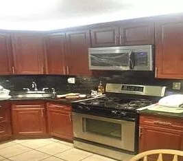 Building Photo - 1 Pear Tree Ln