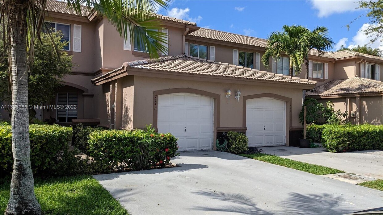 7430 SW 163rd Ct, Miami, FL 33193 Townhome Rentals in Miami FL