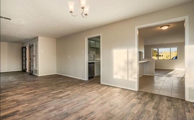 Foto del edificio - 2517 Kimberly Ct NW
