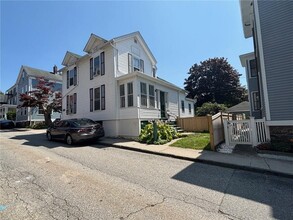 Building Photo - 107 Prospect Hill St