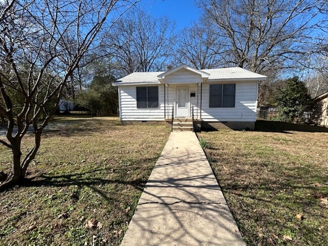 Building Photo - Call Tonia Rollins (501)626-9917 for more information