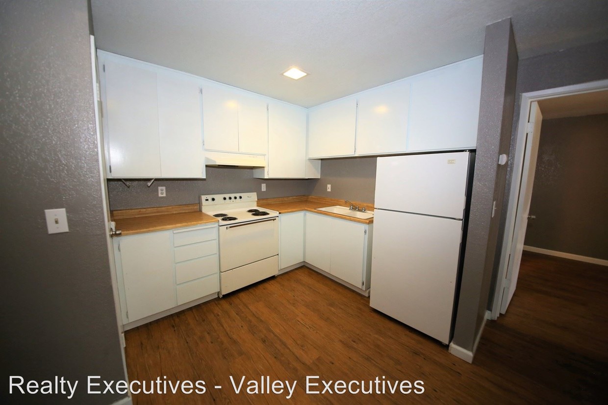Primary Photo - 1 br, 1 bath Apartment - 3939 N Pershing Ave