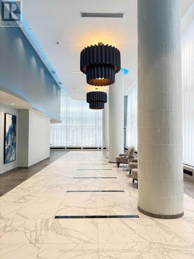 Building Photo - 95 Oneida Crescent