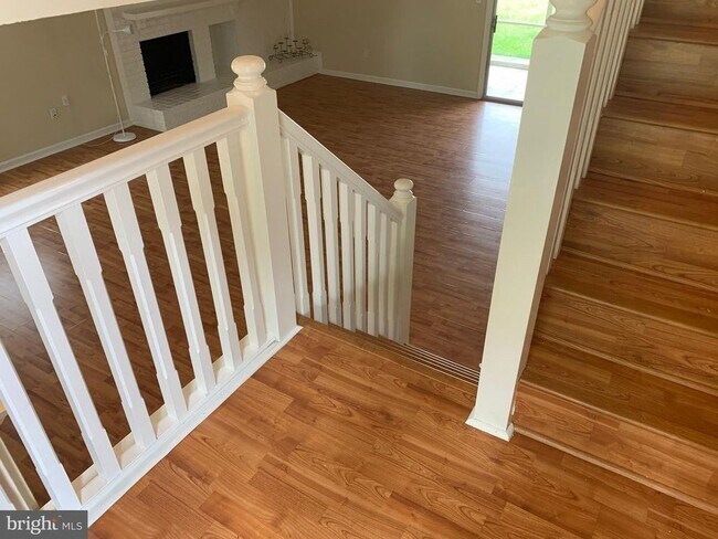 Foto del edificio - 1302 Pennington Ln