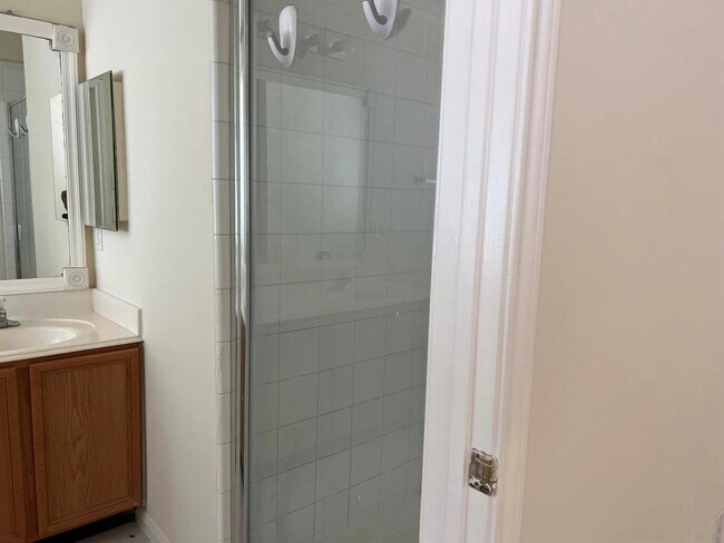 Foto del edificio - 17231 Glenpatti Dr