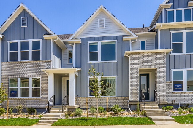 Building Photo - 6348 Deerfoot Dr