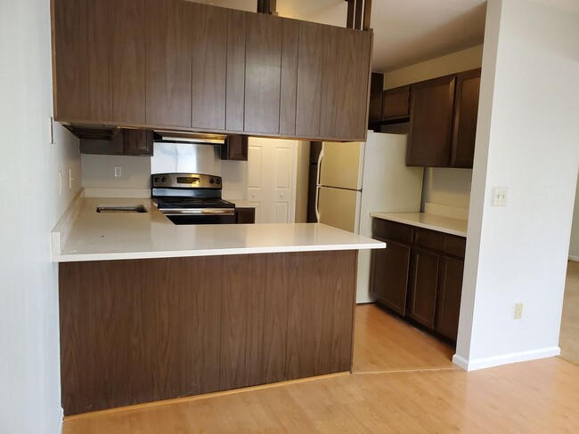 Foto del edificio - FANTASTIC 2 BEDROOM TOWNHOUSE IN THORNTON,...