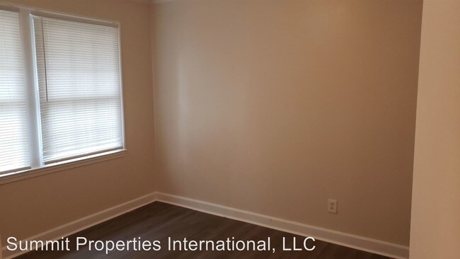 Foto del edificio - 2725 Bancroft St