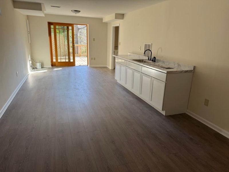 Photo - 8931 Kenilworth Dr (Burke, VA)