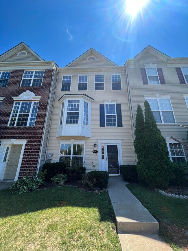 2562 Carrington Way, Frederick, MD 21702 Townhome Rentals in