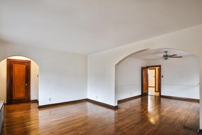Living/Dining Rooms - 3933 Fillmore St
