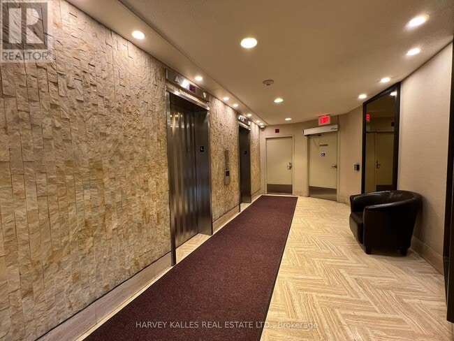 Building Photo - 150 Neptune Dr