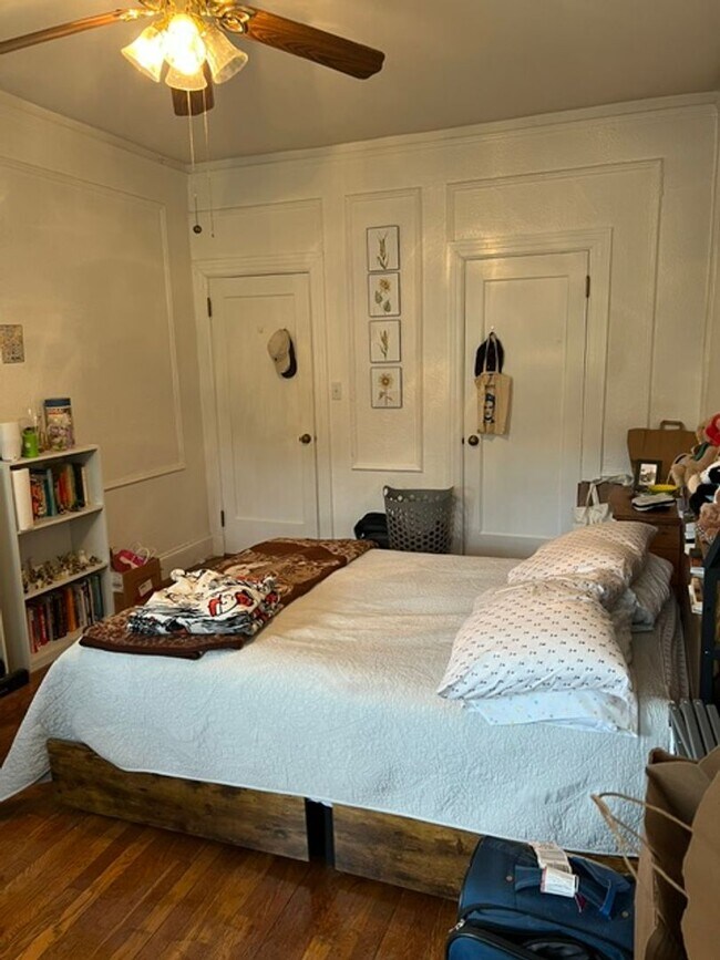 Building Photo - Avl NOW No Fee! Spacious 2BR near Coolidge...