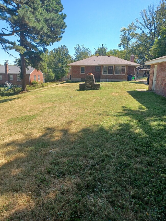 Building Photo - 3351 Wismer Rd