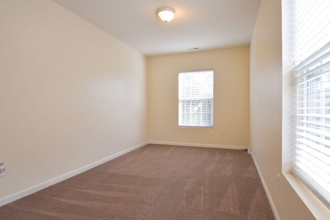 Building Photo - 2516 Quarry Ridge Ln