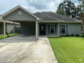 Building Photo - 40306 Skylar Ln
