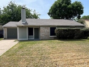 Building Photo - 221 Prairie Grove Dr