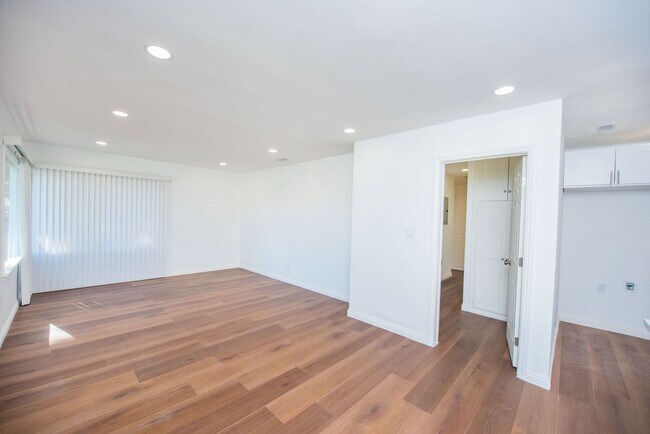 Foto del edificio - Remodeled Home