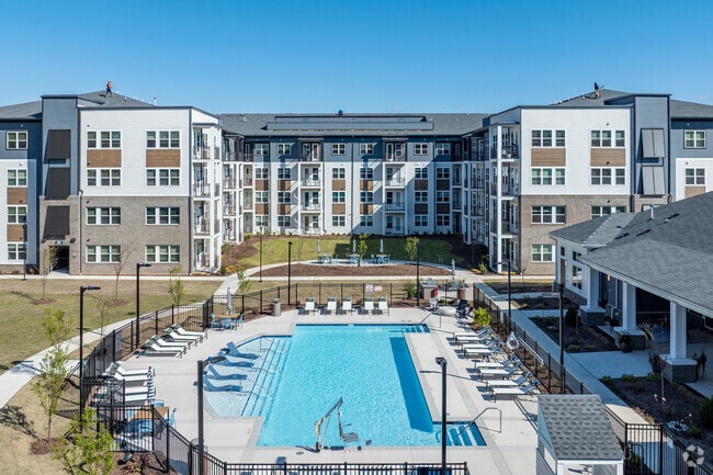 Building Photo - Allora Southview