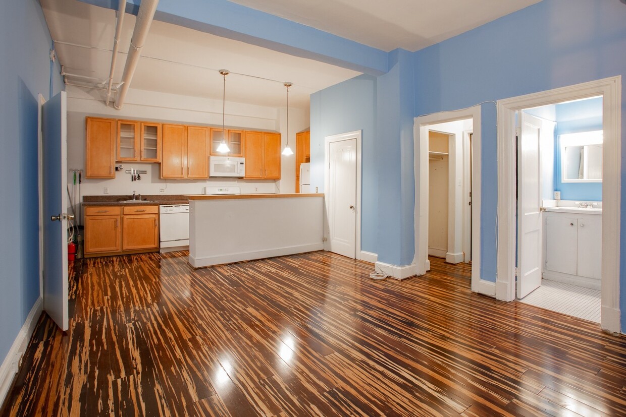 Foto principal - Spacious 1 Bd in Adams Morgan // Storage I...