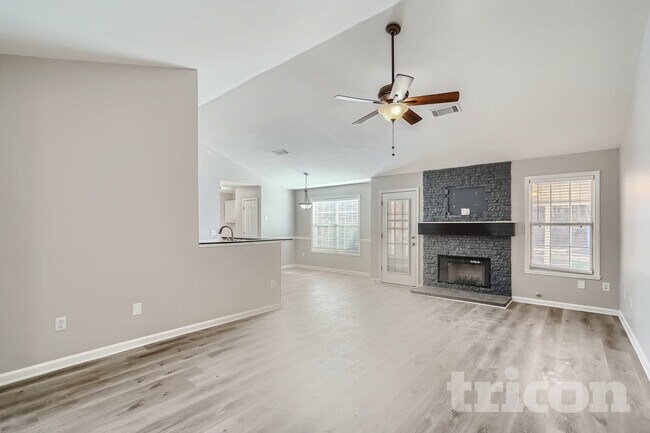 Building Photo - 891 Marta Crane Dr