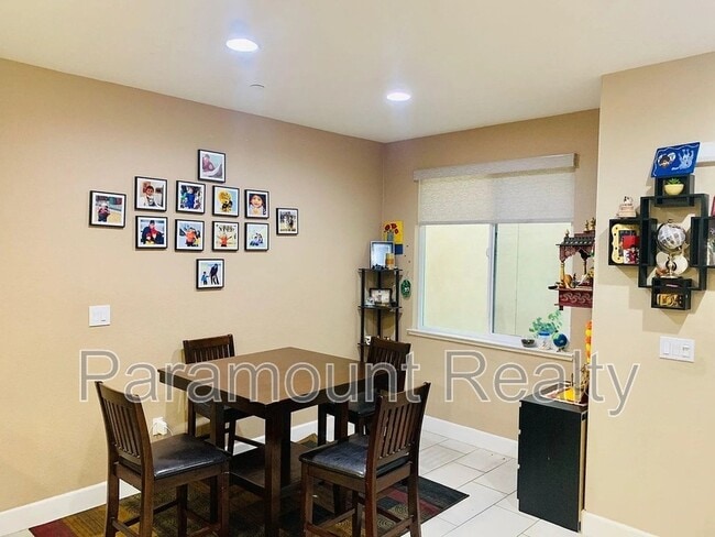 Photo - 1997 Lee Way Townhome