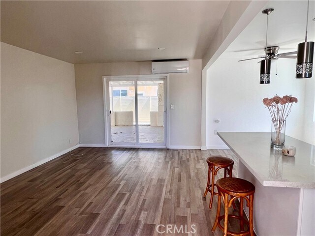 Foto del edificio - 4748 Garrick Ave