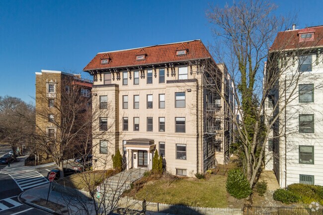 Foto del edificio - Pasadena Condominium