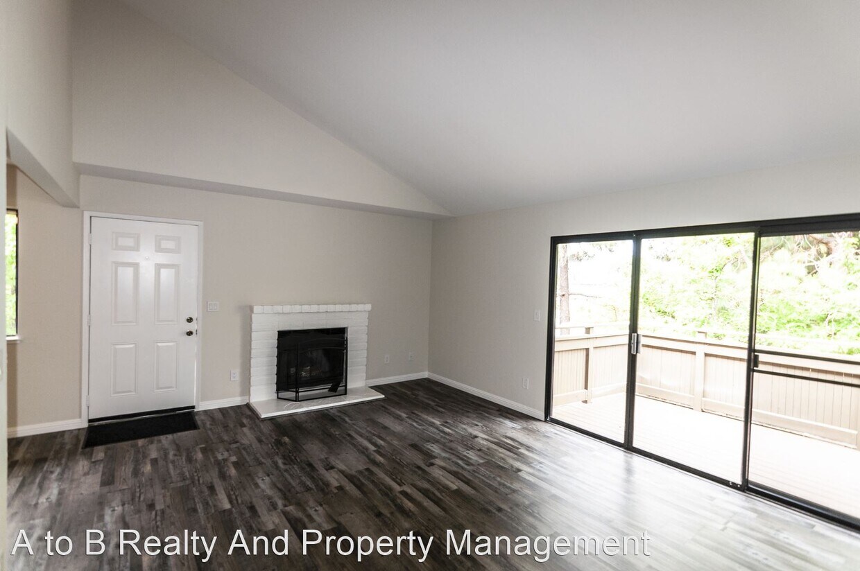 Primary Photo - 2 br, 2 bath House - 5691 Makati Cir, #E