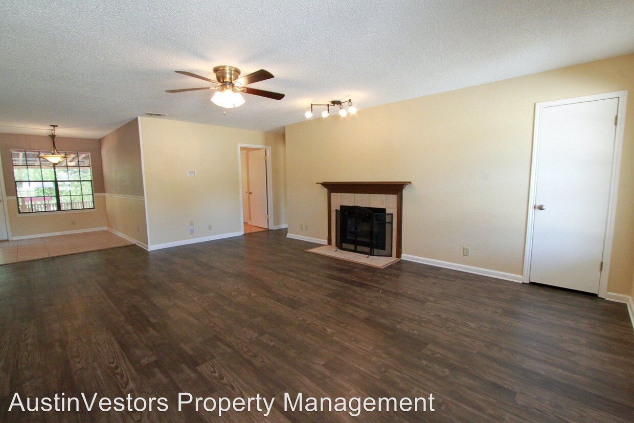 Primary Photo - 508 Hedgewood Dr