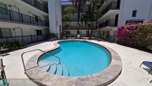 Foto del edificio - 924 SE 2nd St