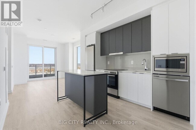 Photo du bâtiment - 9751 Markham Rd