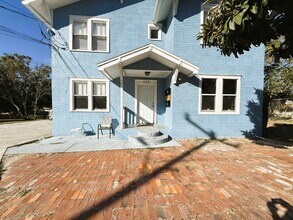 Building Photo - 408 N 7th St