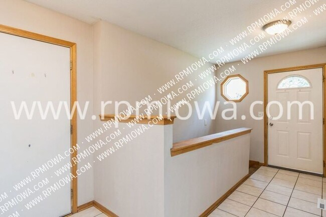 Foto del edificio - 141 Christie Ln