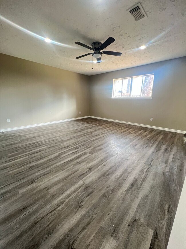 Foto del edificio - 3/2/2 Newly Remodeled One Story Home in th...