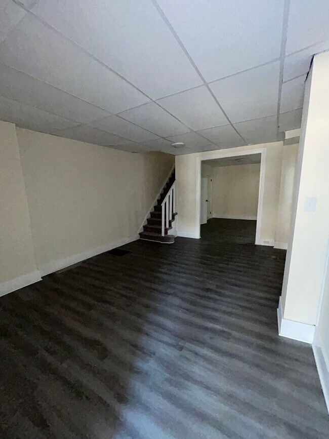 Foto del edificio - 510 N Hermitage Ave