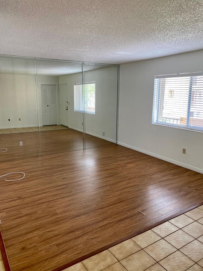 Building Photo - 8401 SW 107th Ave