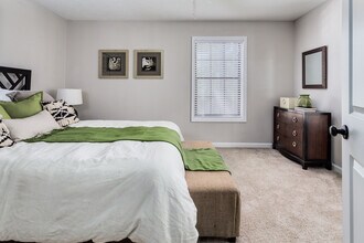 Calibre Springs Berkeley Deluxe 970 sq. ft. Floorplan - Calibre Springs