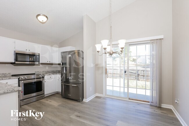 Foto del edificio - 4952 Silverdene St