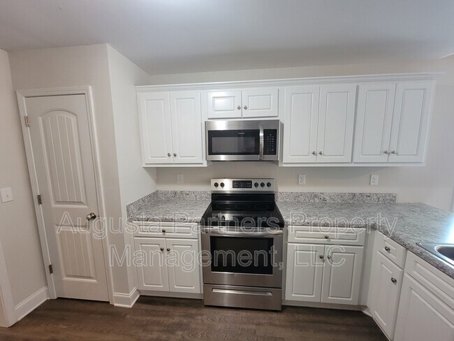Building Photo - 1330 Crawford Creek Pl
