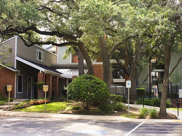 Foto del edificio - 10926 Jollyville Rd