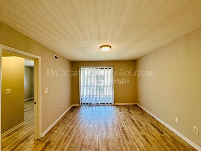 Foto del edificio - 211 Sunn Aire Ct