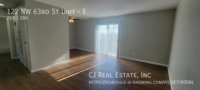 Foto del edificio - 122 NW 63rd St