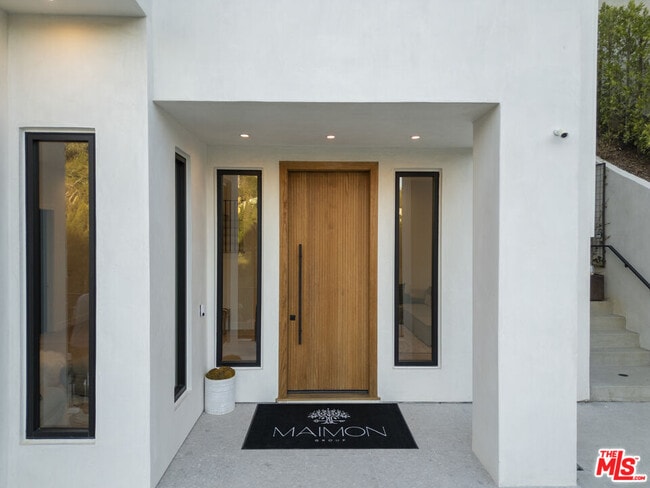 Foto del edificio - 3101 Belden Dr