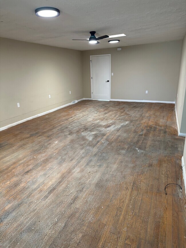 Área de estar - 505 W 52nd St